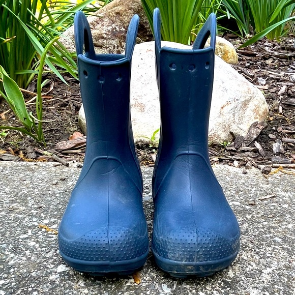 Kids Crocs Handle It Rainboots - Picture 3 of 6